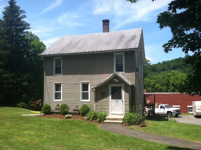 285 Wellsville Ave, New Milford, CT 06776